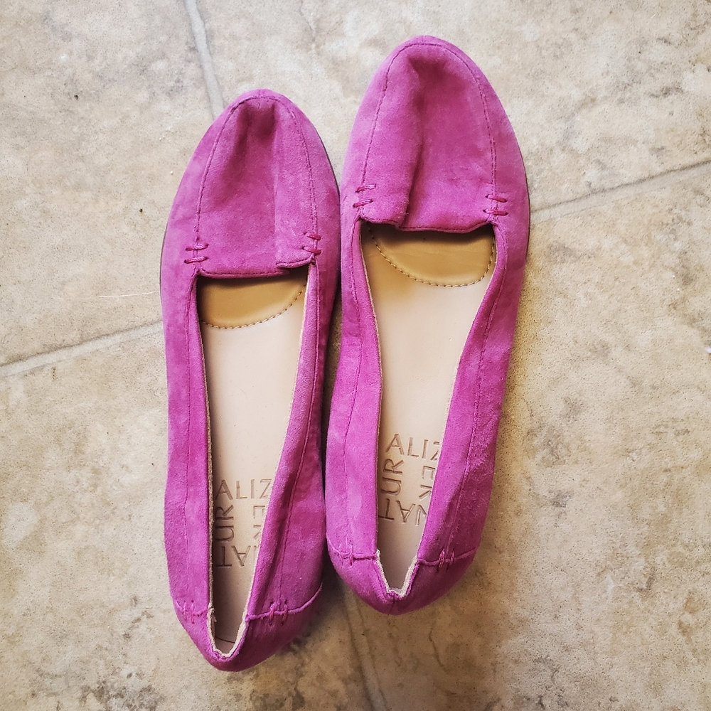 Naturalizer Magenta Flats Size 4
